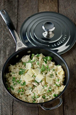 Le Creuset Signature 3-Ply Non-stick Sauspan Met Deksel 5 Le Creuset Signature 3-Ply Non-stick Sauspan Met Deksel -Thuis Benodigdheden Winkel 514171 01 4 EnvironmentImage 92e7f7bf00