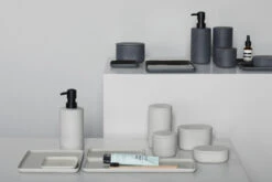 Serax Cose Ovale Opbergpot Met Deksel Hoog 6,5x10,2 Cm -Thuis Benodigdheden Winkel 570909 01 11 EnvironmentImage db8a20913f